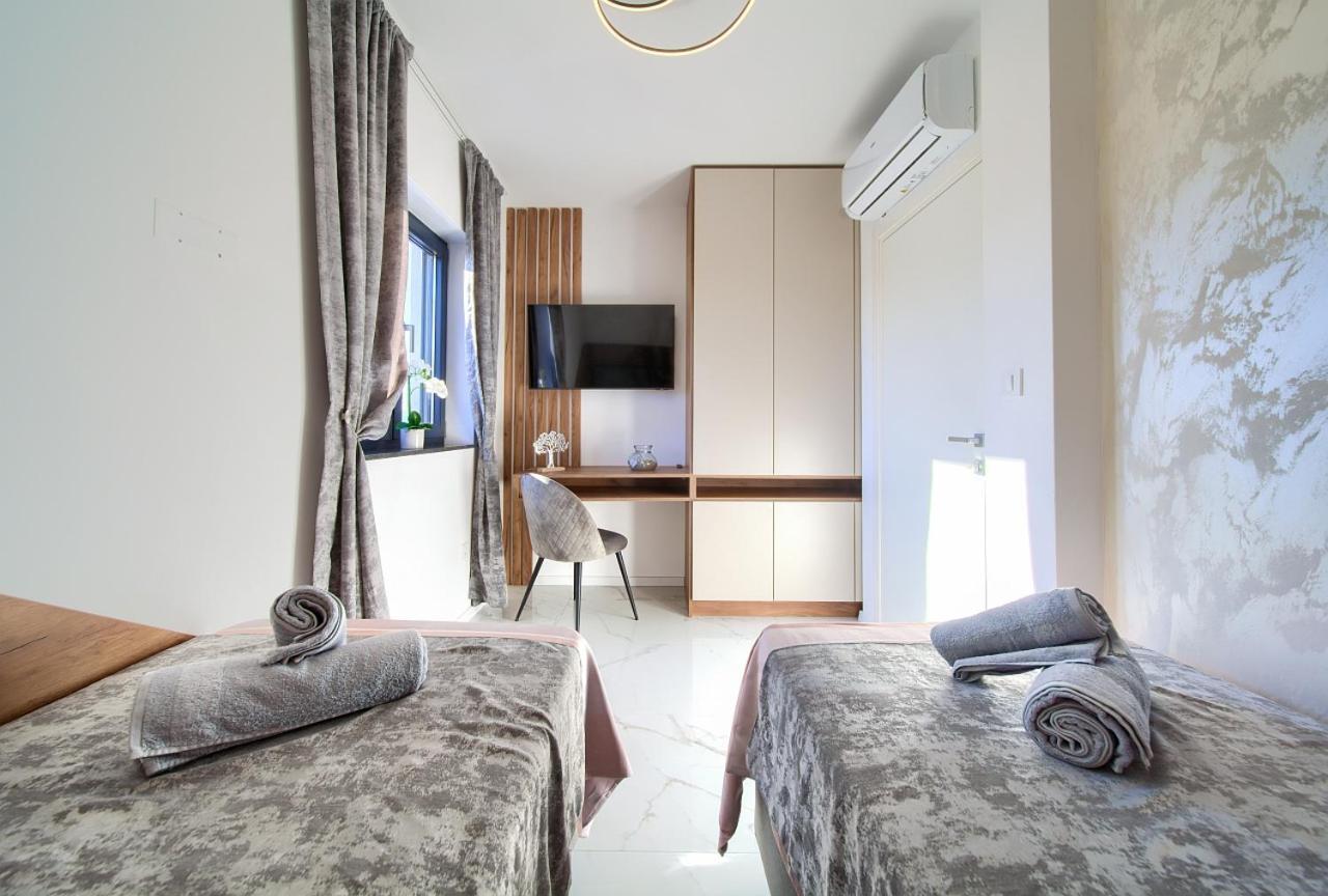 דירות מאלינסקה Penthouse Rosa מראה חיצוני תמונה