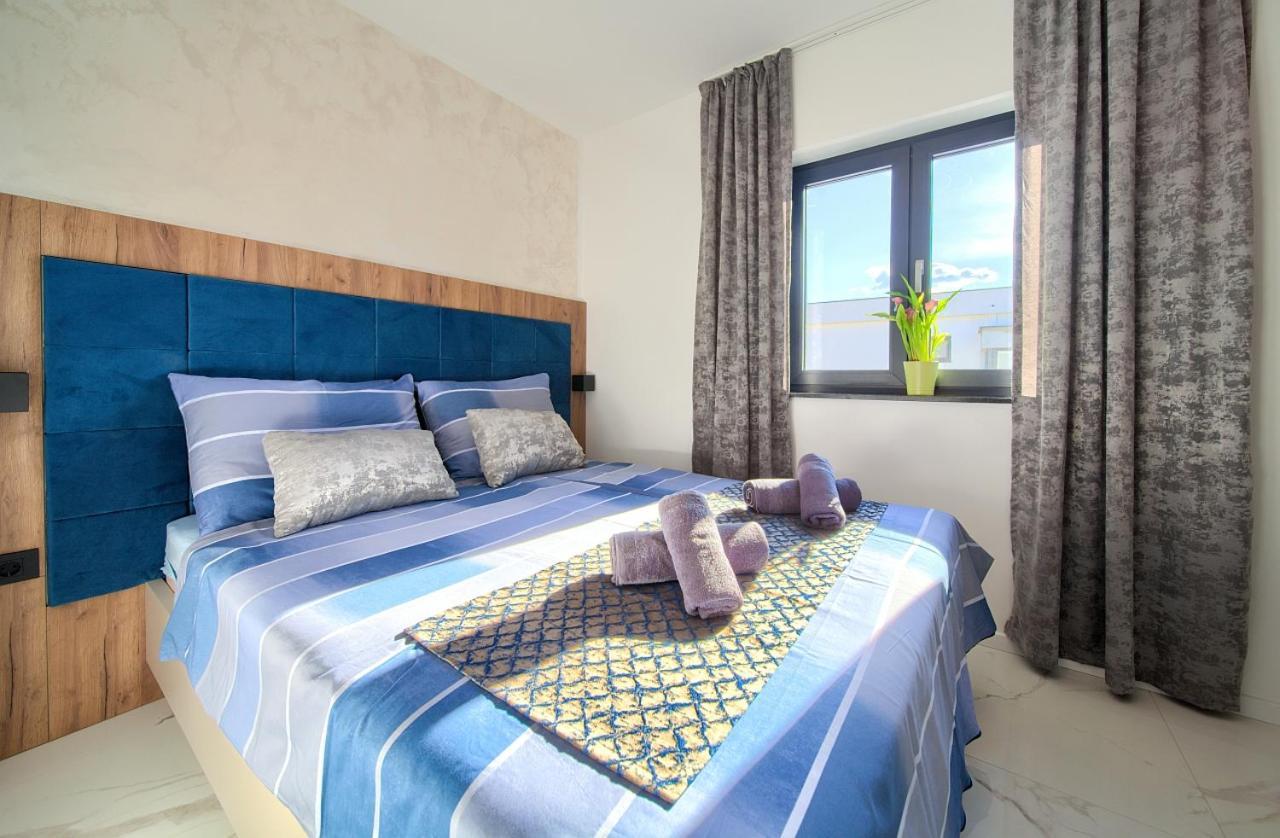 דירות מאלינסקה Penthouse Rosa מראה חיצוני תמונה